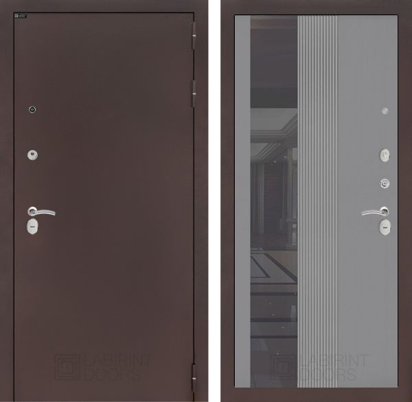 Входная дверь Лабиринт CLASSIC антик медный 32 - Рельеф, зеркальная вставка с тонировкой